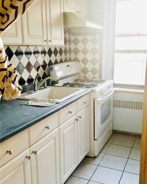 1st image of 4355 Kissena Blvd APT 5C