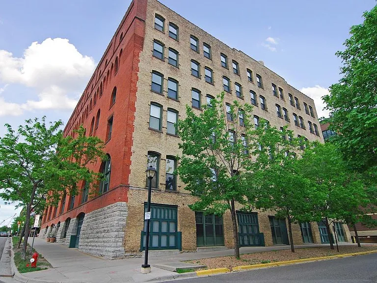 400 N 1st St #408 — Photo 20
