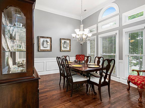 2nd image of 101 Preserve Ct