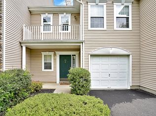 13 Musket Dr, Basking Ridge, NJ 07920