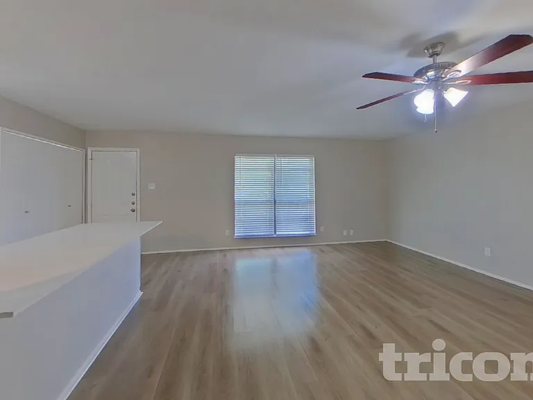 1609 Santa Fe Trl — Photo 3