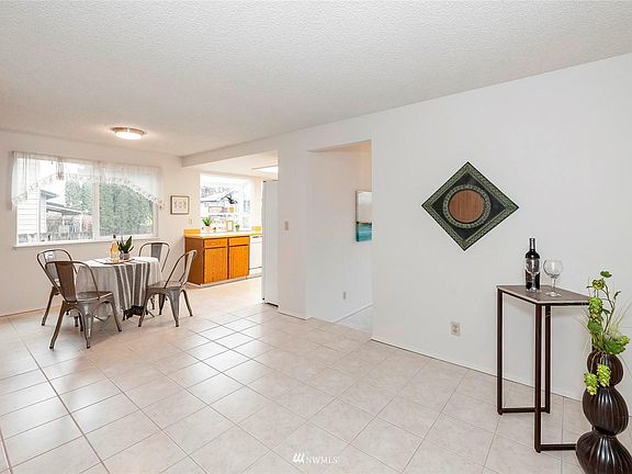 5th image of 3896 SE Conifer Park Dr