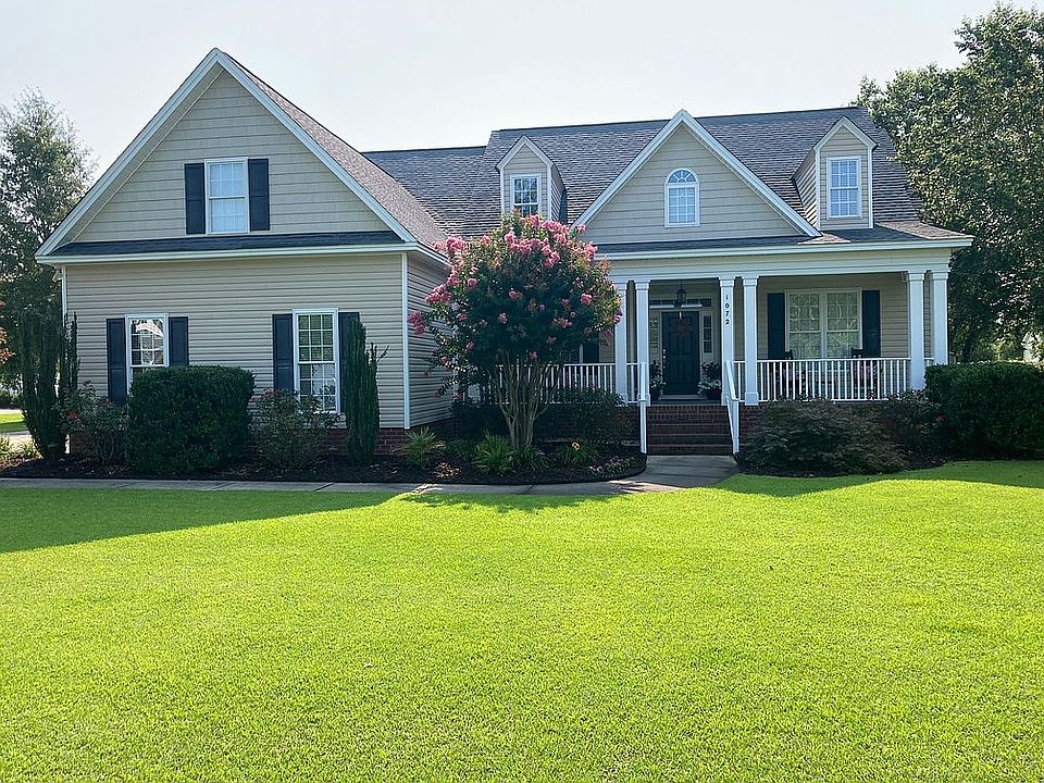 1st image of 1072 Scarlet Oak Dr