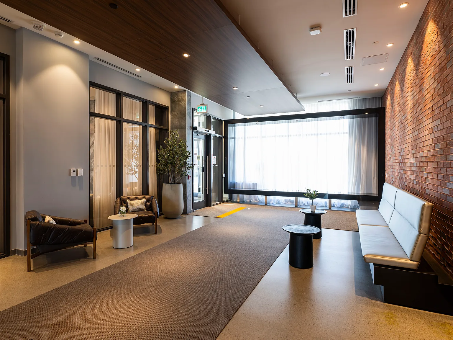 Uniti — Photo 4