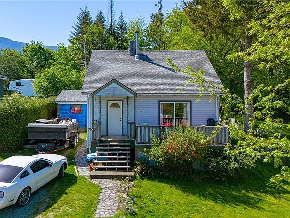 4th image of 44 Arbutus St W