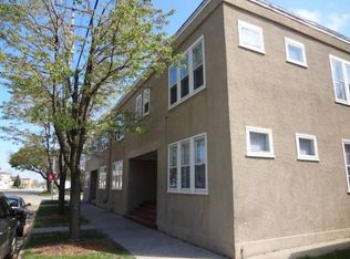 2213 65th St, Kenosha, WI 53143