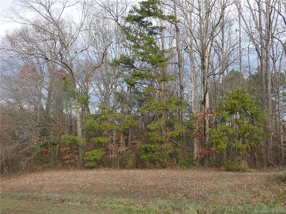 1st image of 139 Quail Hollow Dr
