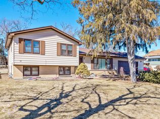 2130 Greenview Rd, Northbrook, IL 60062