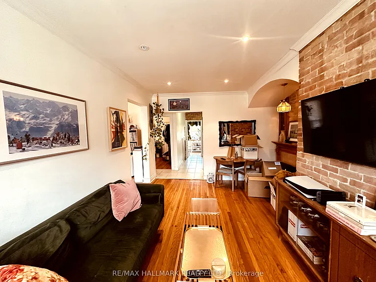 20 Triller Ave #2 — Photo 6