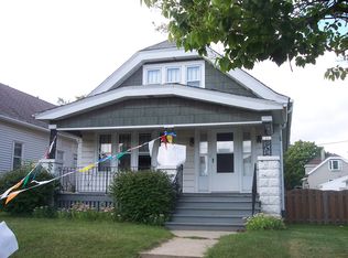 3261 S 9th Pl, Milwaukee, WI 53215
