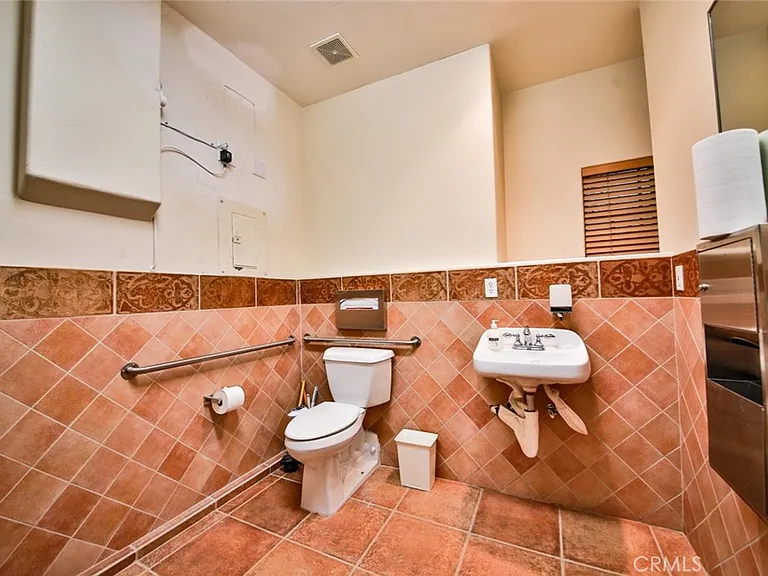 80740 Indian Springs Dr — Photo 22