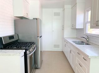 1540 Golden Gate Ave #1, Los Angeles, CA 90026