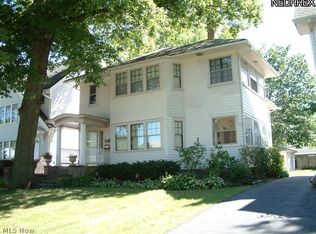 13813-13815 W Clifton Blvd, Lakewood, OH 44107