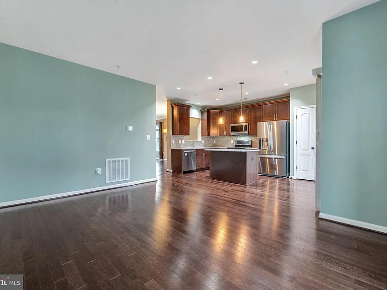 5502 Capital Gateway Dr #418 — Photo 4