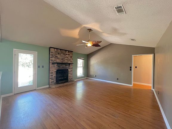 5th image of 4036 Tonbridge Cir