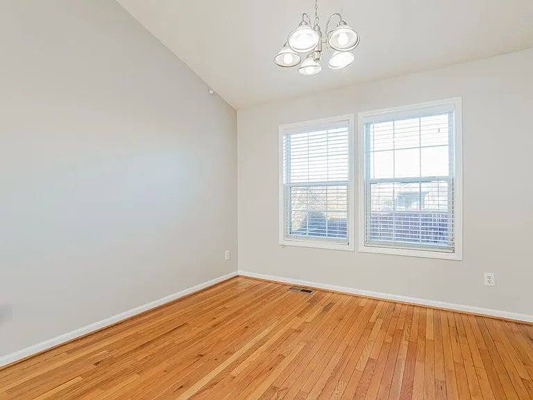 4301 Mantua Way — Photo 7