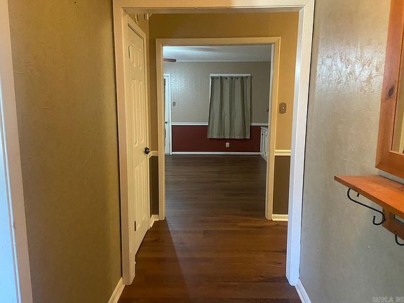 5th image of 1111 Montclair St