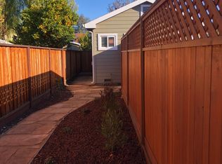 165 Central Ave #A, Redwood City, CA 94061