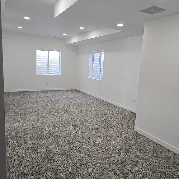 1031 S 900 W — Photo 8