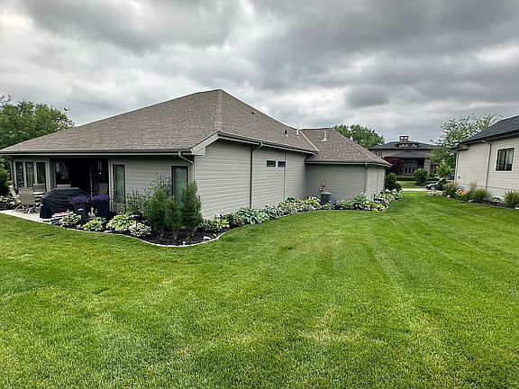 5th image of 3003 N 192nd Ave