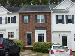 831 Genford Ct, Raleigh, NC 27609