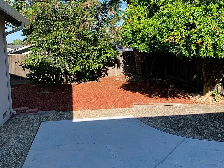 2088 Quito Rd — Photo 10