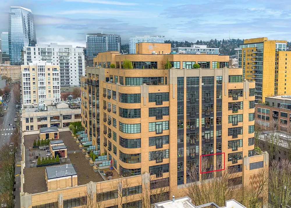 1 bed, 871 sqft, $1,995 — Photo 3