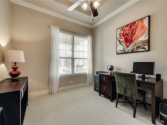 5th image of 2709 Cole Castle Dr