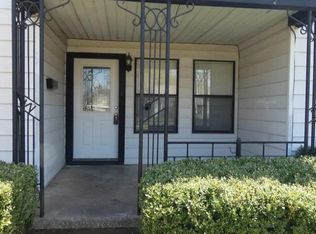 1132 NW Maple Ave, Lawton, OK 73507