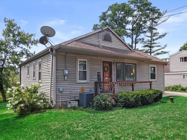 W1261 Beach ROAD, East Troy, WI 53120