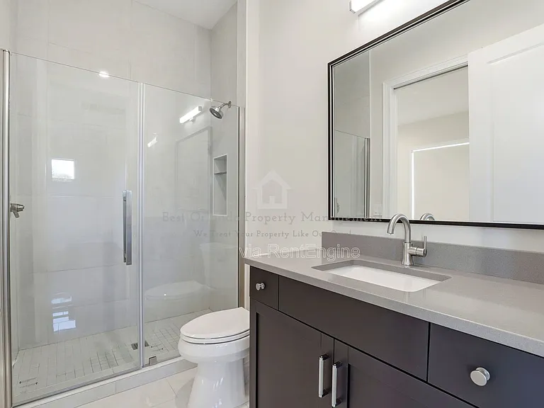 705 Largovista Dr — Photo 36