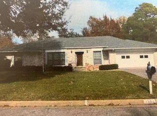 2304 Lange St, Greenville, TX 75402