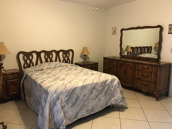 2nd image of 10 Lake Vista Trl APT 204