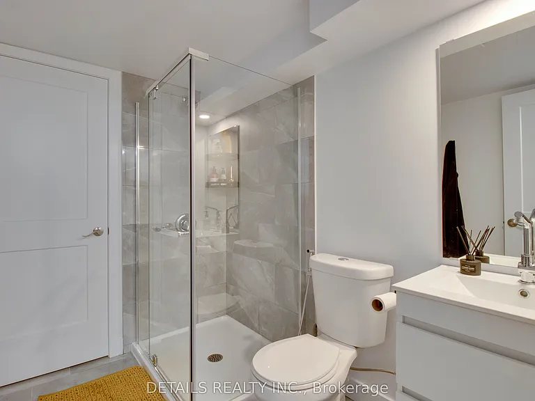 135 Duford St #B — Photo 11