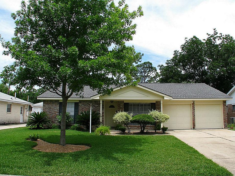 1st image of 3422 Rockyridge Dr