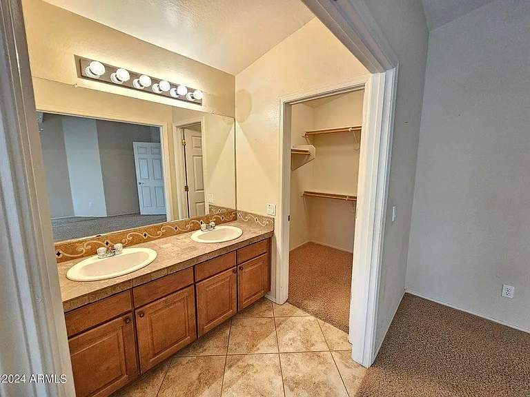23143 W Lasso Ln — Photo 6
