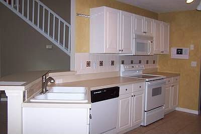 3rd image of 5319 Clay Dr