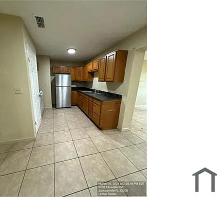 3 bed, 1332 sqft, $1,695 — Photo 1