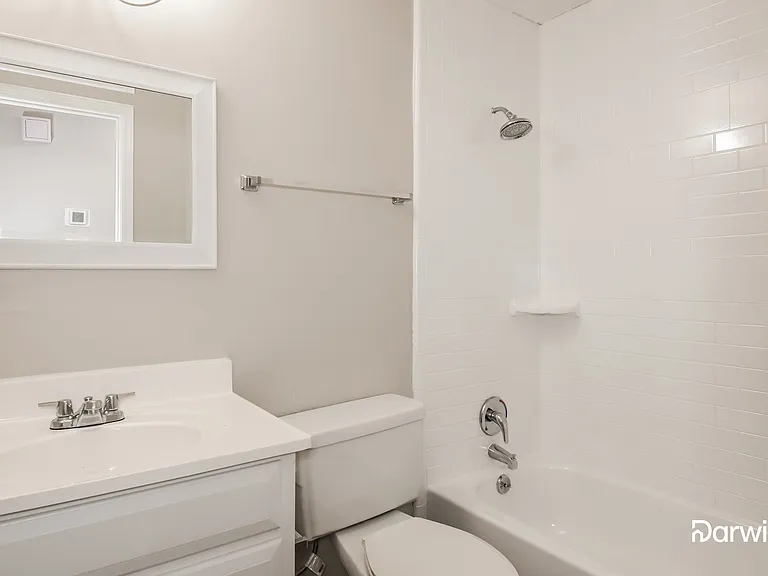 2571 Redfield Dr — Photo 9