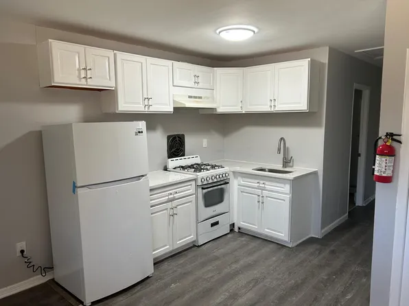 448 S Egg Harbor Rd APT 2, Hammonton, NJ 08037