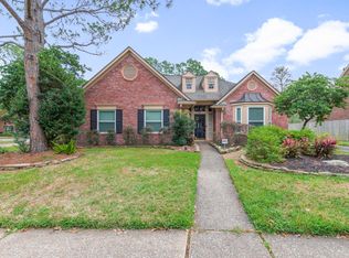 15950 Meadowside Dr, Houston, TX 77062