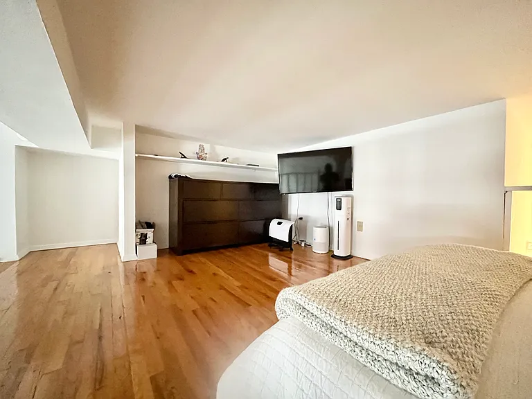 250 Mercer St #C417 — Photo 12