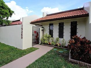 19269 NW 64th Ct, Hialeah, FL 33015