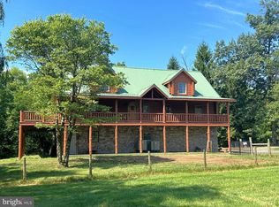 75 Poplar Rd, Honey Brook, PA 19344