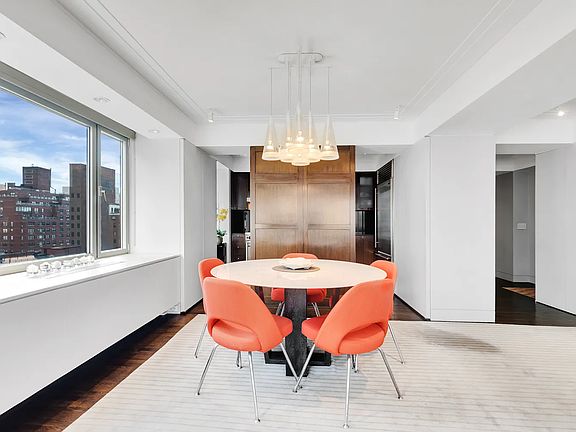 3rd image of 415 E 52nd St APT 15AC