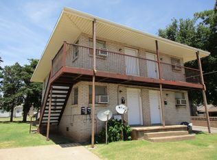 311 E Oklahoma Ave, Weatherford, OK 73096