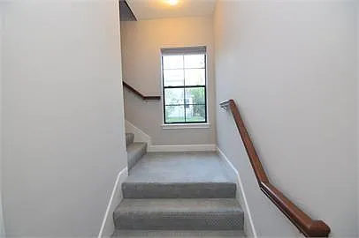 2 bed, 1456 sqft, $1,950 — Photo 4
