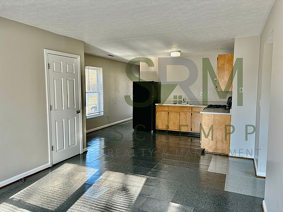 4th image of 2614 W Jefferson St #4