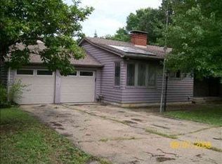 5610 SW 10th Ave, Topeka, KS 66604