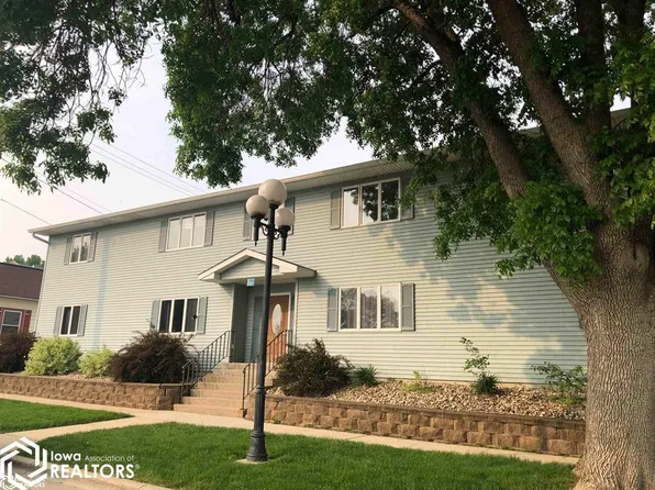 16 S Shore Dr Unit 6, Clear Lake, IA 50428